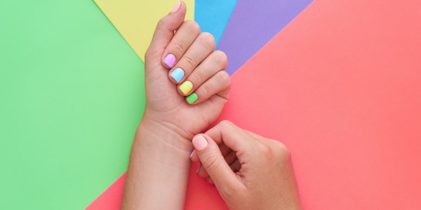 Qué es la manicura semipermanente y cuáles son sus ventajas